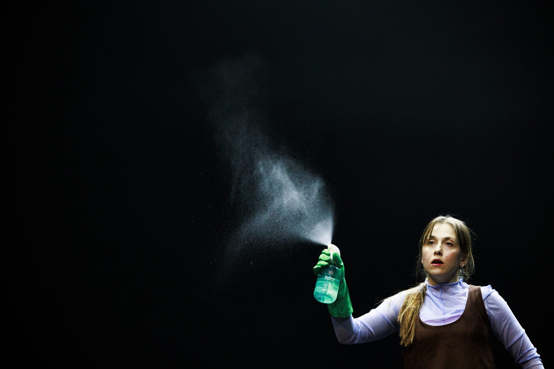 Hold the House — performancebeeld